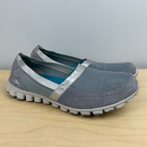 Skechers Women’s Size 10.0 EZ Flex Take It Easy Gray Silver Slip On Shoes Casual